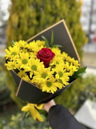 İTHAL SARI PAPATYA İTHAL GÜL BUKETİ